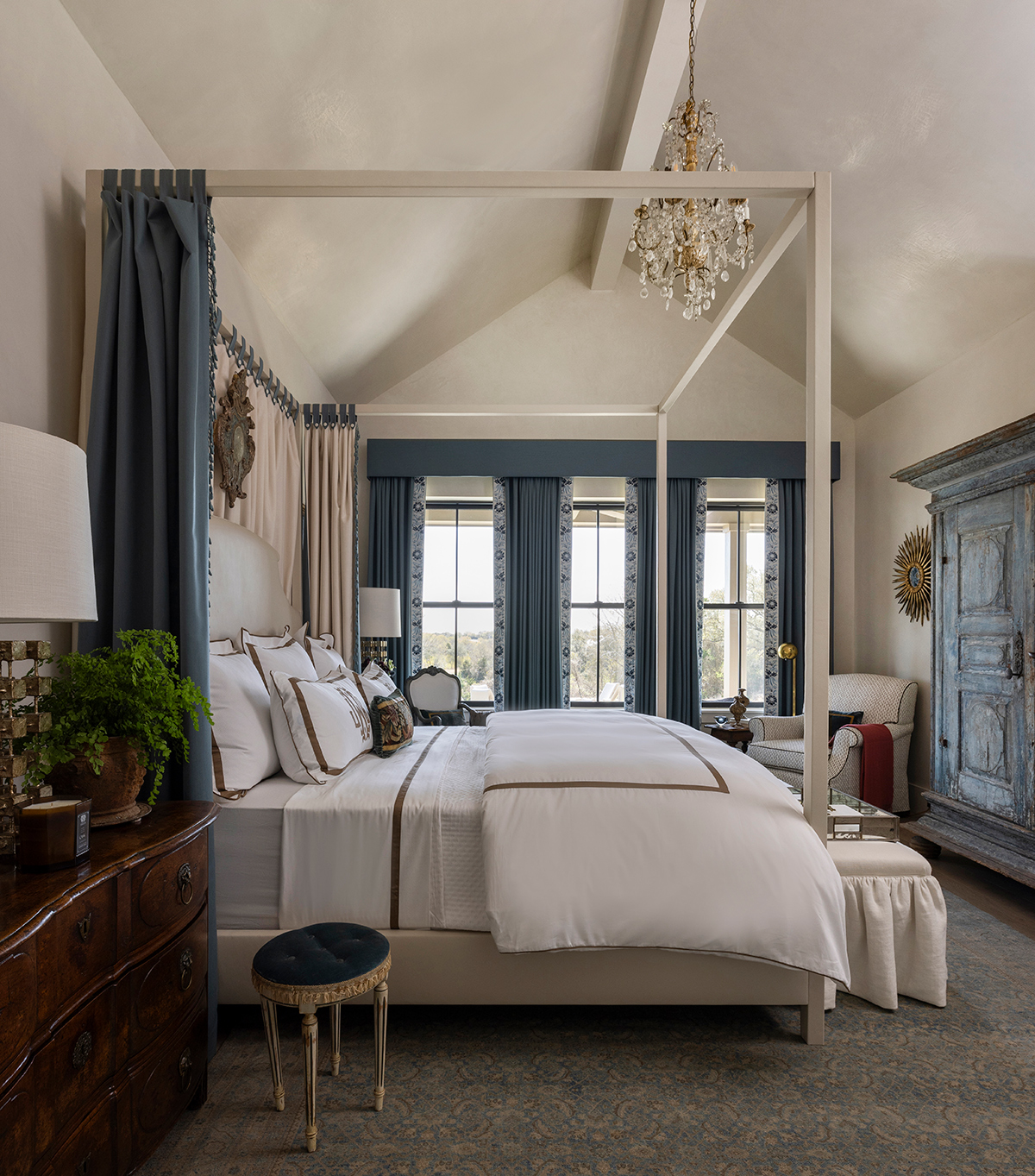 Roundtop Show House Project - Dodson Interiors