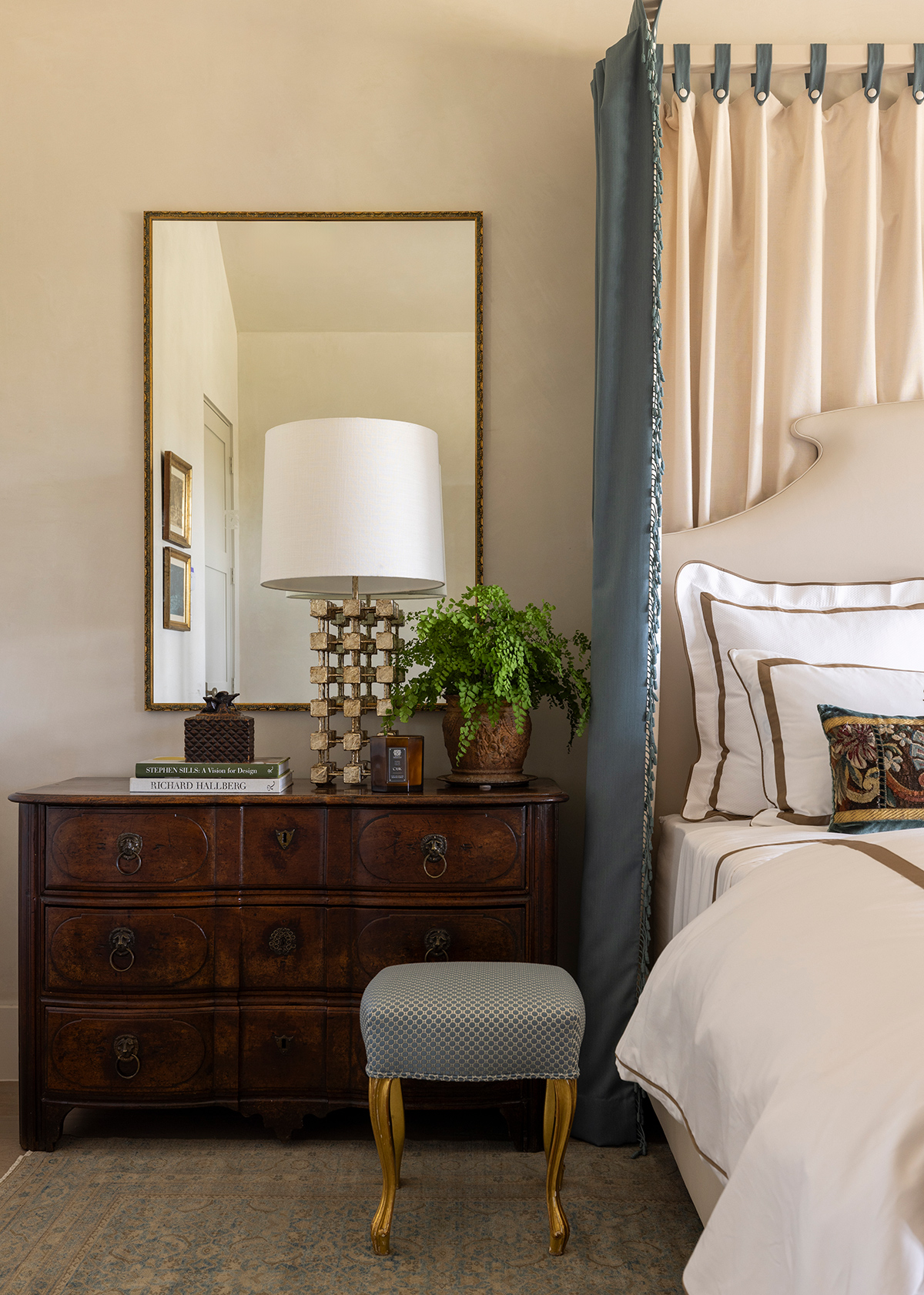 Roundtop Show House Project - Dodson Interiors